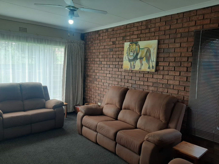 3 Bedroom Property for Sale in Glenvista Gauteng