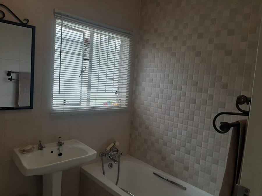 3 Bedroom Property for Sale in Glenvista Gauteng