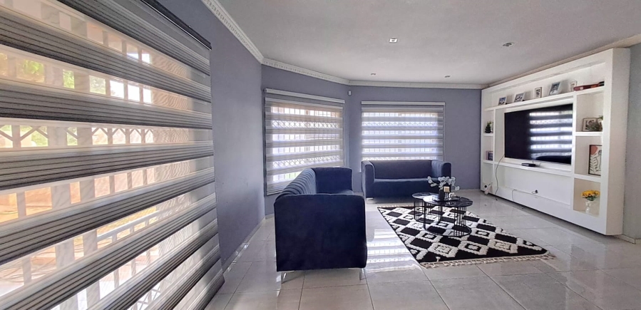 5 Bedroom Property for Sale in Naturena Gauteng