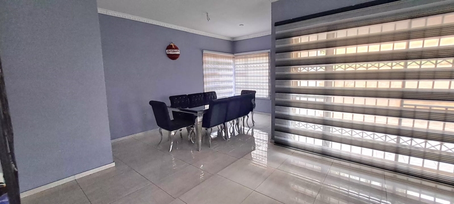 5 Bedroom Property for Sale in Naturena Gauteng