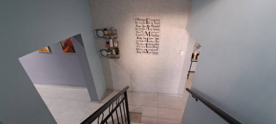 5 Bedroom Property for Sale in Naturena Gauteng