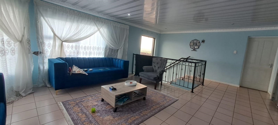 5 Bedroom Property for Sale in Naturena Gauteng