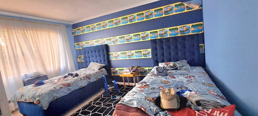 5 Bedroom Property for Sale in Naturena Gauteng