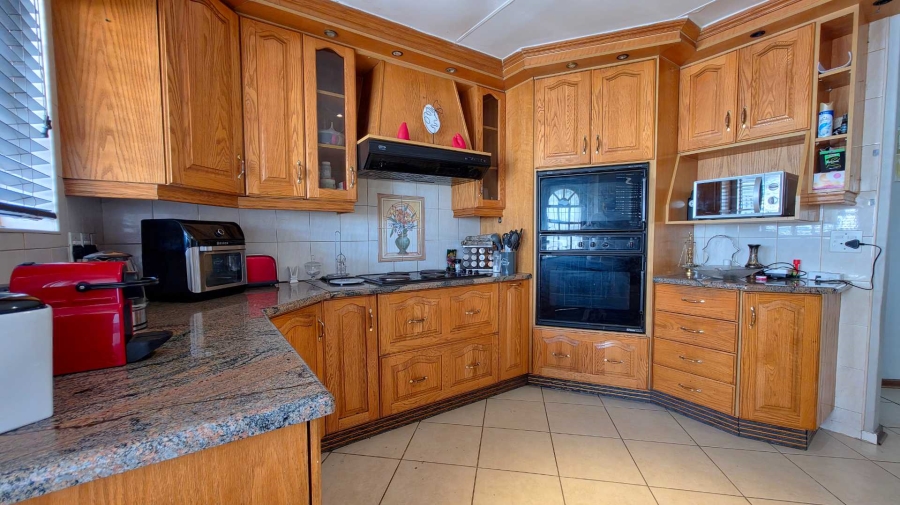 3 Bedroom Property for Sale in Verwoerdpark Gauteng