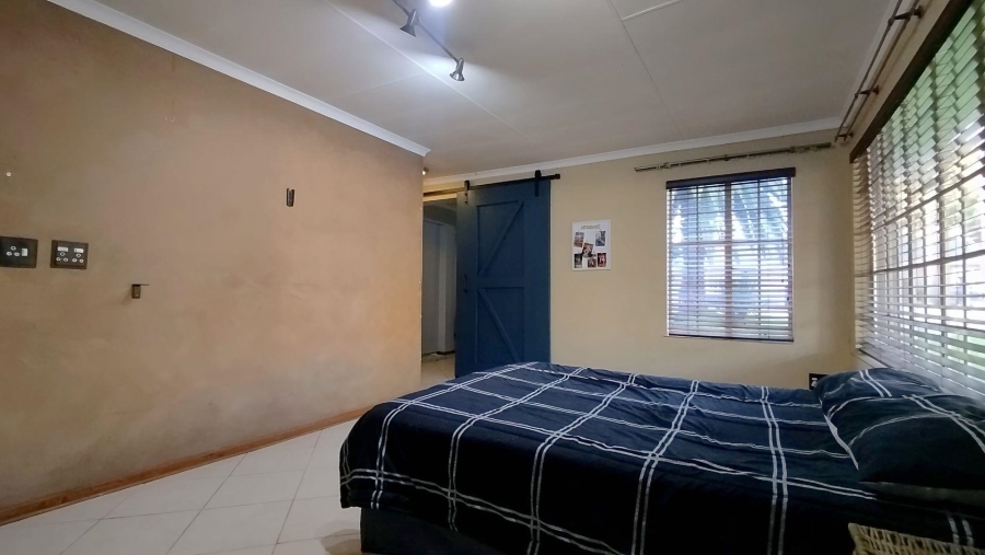 3 Bedroom Property for Sale in Verwoerdpark Gauteng