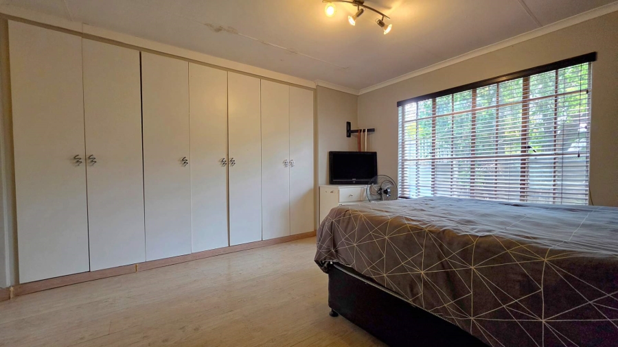 3 Bedroom Property for Sale in Verwoerdpark Gauteng