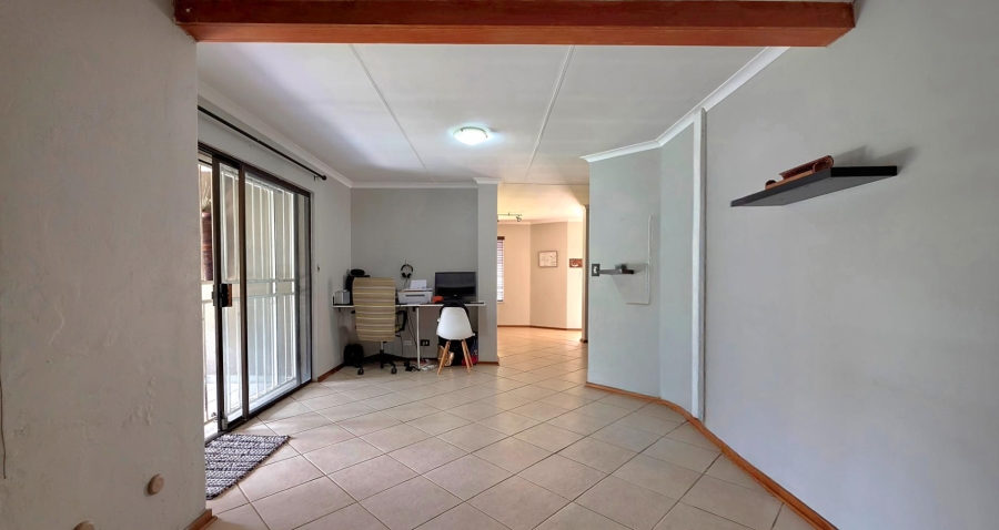 3 Bedroom Property for Sale in Verwoerdpark Gauteng