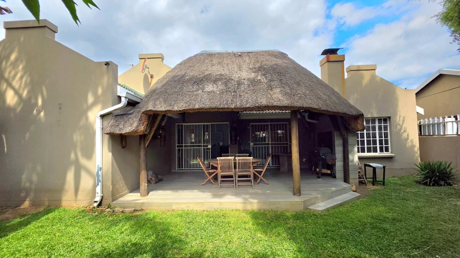 3 Bedroom Property for Sale in Verwoerdpark Gauteng