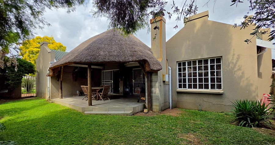 3 Bedroom Property for Sale in Verwoerdpark Gauteng