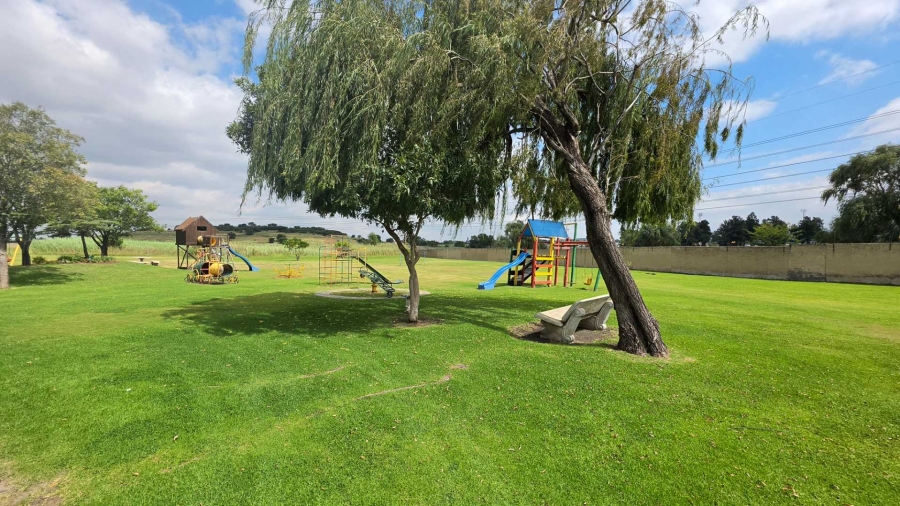 3 Bedroom Property for Sale in Verwoerdpark Gauteng