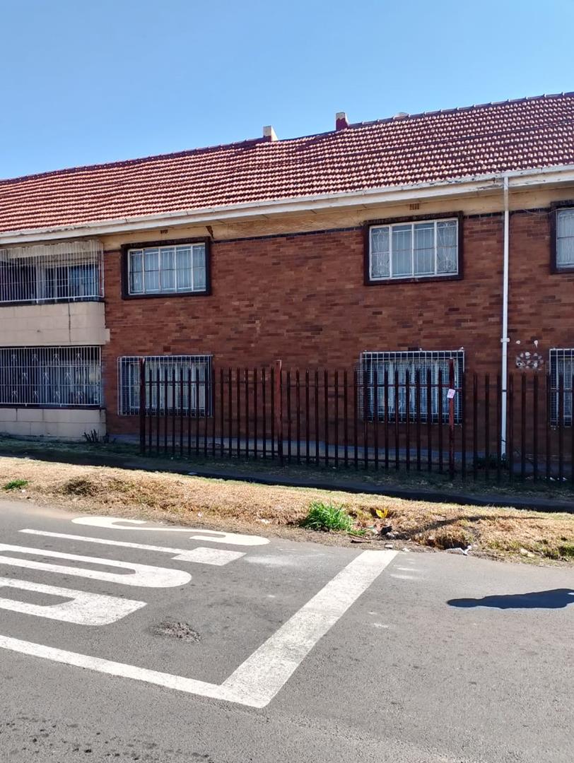 16 Bedroom Property for Sale in Rosettenville Gauteng