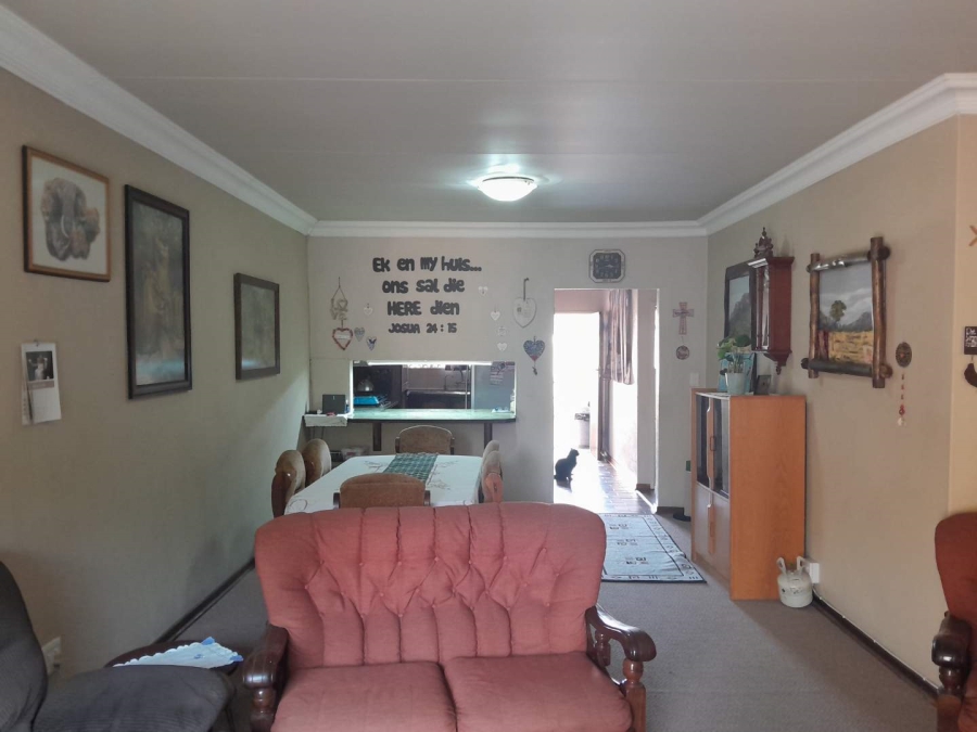 2 Bedroom Property for Sale in South Crest Gauteng