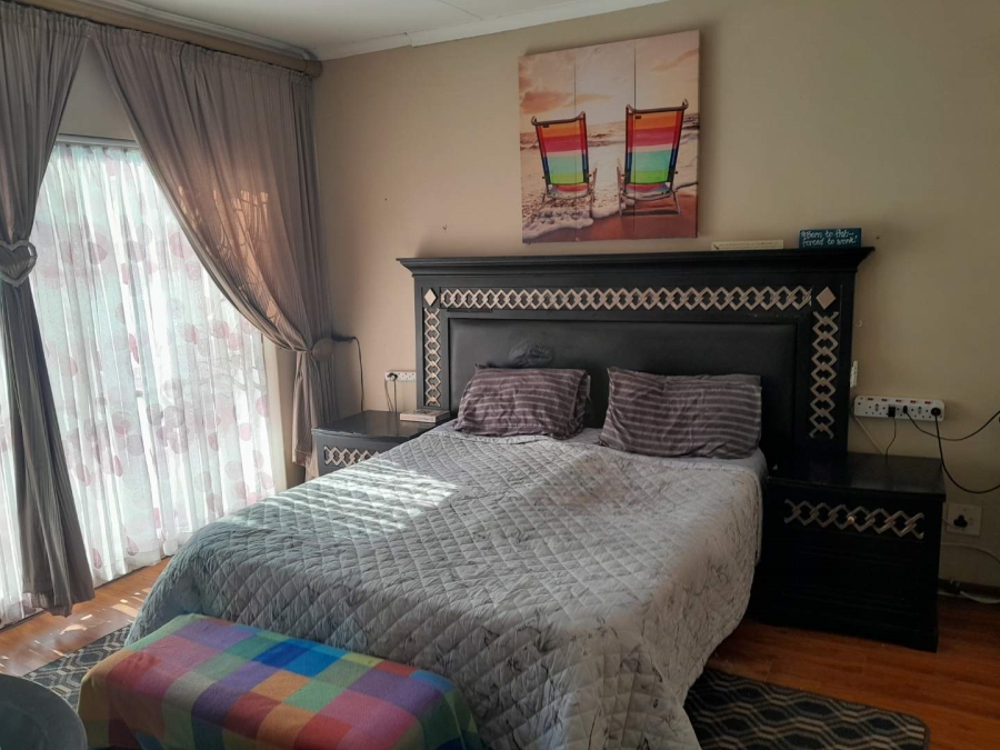 2 Bedroom Property for Sale in South Crest Gauteng