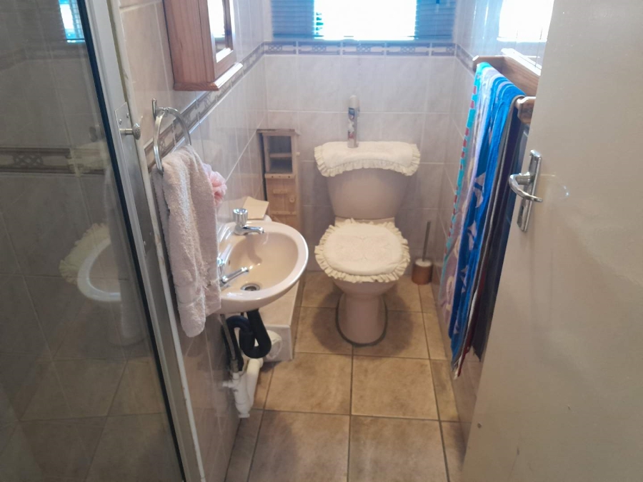 2 Bedroom Property for Sale in South Crest Gauteng