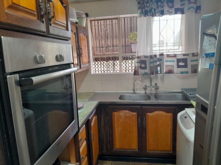 2 Bedroom Property for Sale in South Crest Gauteng