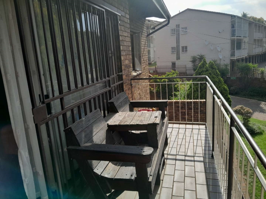 2 Bedroom Property for Sale in South Crest Gauteng