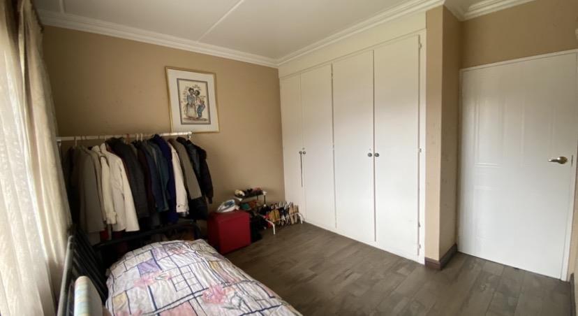 3 Bedroom Property for Sale in Glenvista Gauteng