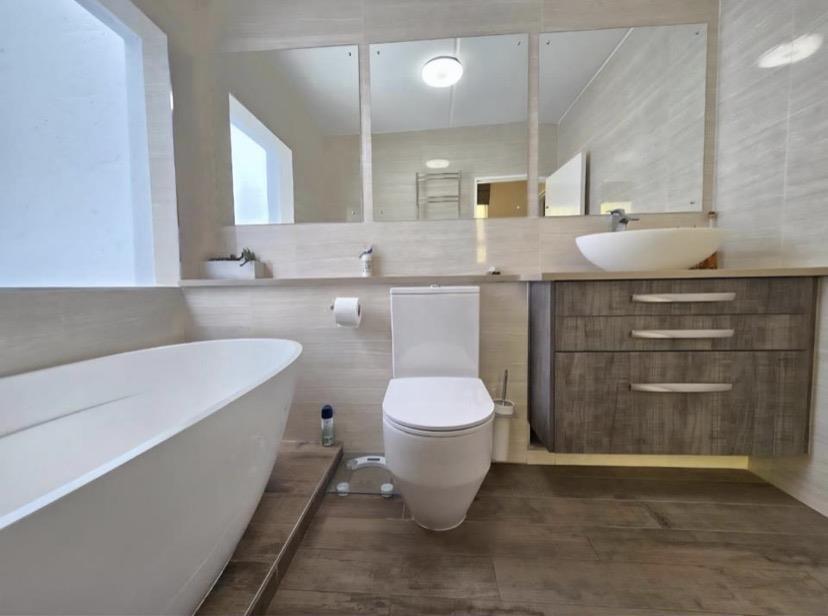 3 Bedroom Property for Sale in Glenvista Gauteng