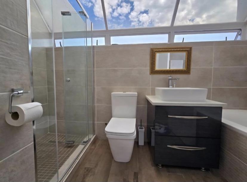 3 Bedroom Property for Sale in Glenvista Gauteng