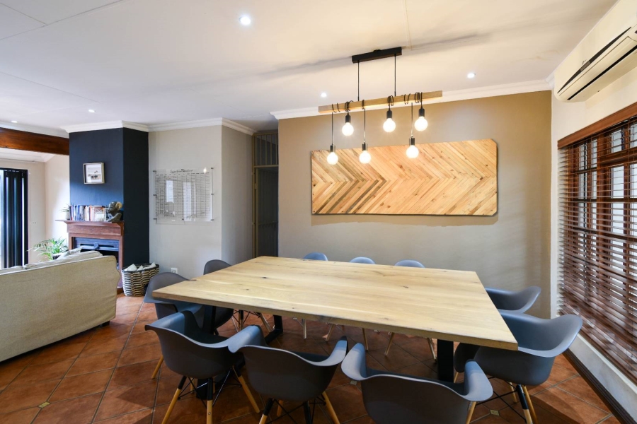 4 Bedroom Property for Sale in Faerie Glen Gauteng