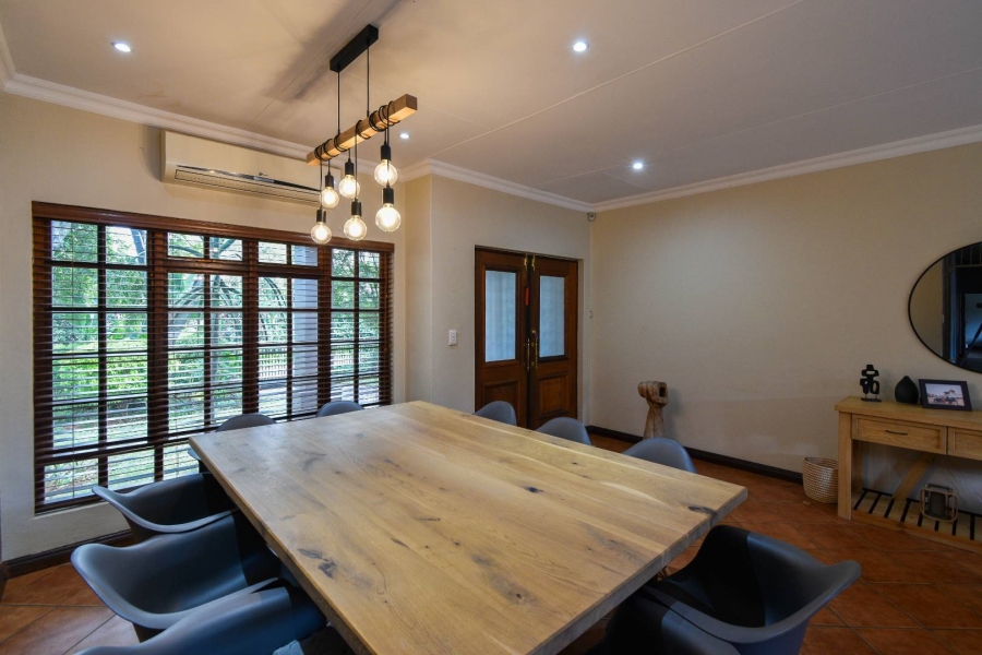 4 Bedroom Property for Sale in Faerie Glen Gauteng