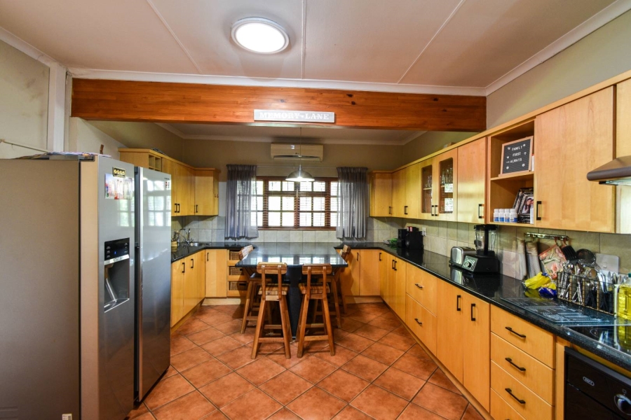 4 Bedroom Property for Sale in Faerie Glen Gauteng