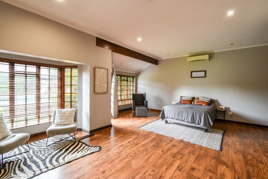 4 Bedroom Property for Sale in Faerie Glen Gauteng