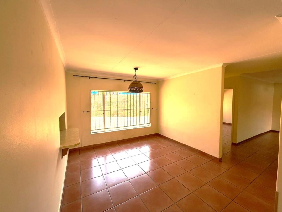 3 Bedroom Property for Sale in Faerie Glen Gauteng