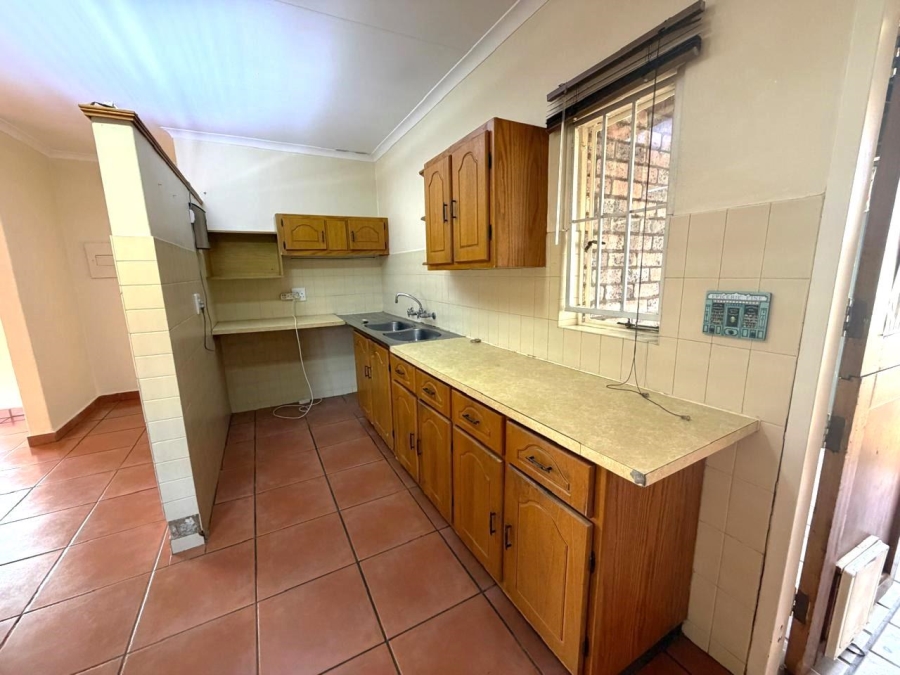 3 Bedroom Property for Sale in Faerie Glen Gauteng