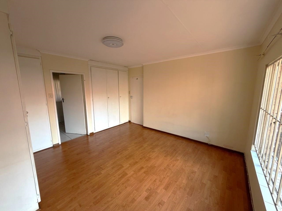 3 Bedroom Property for Sale in Faerie Glen Gauteng