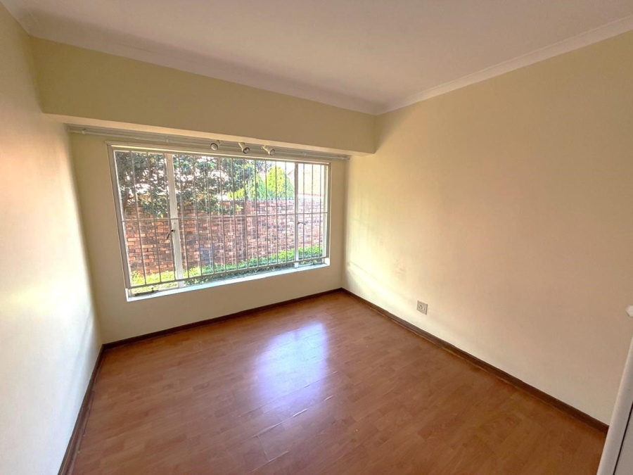 3 Bedroom Property for Sale in Faerie Glen Gauteng