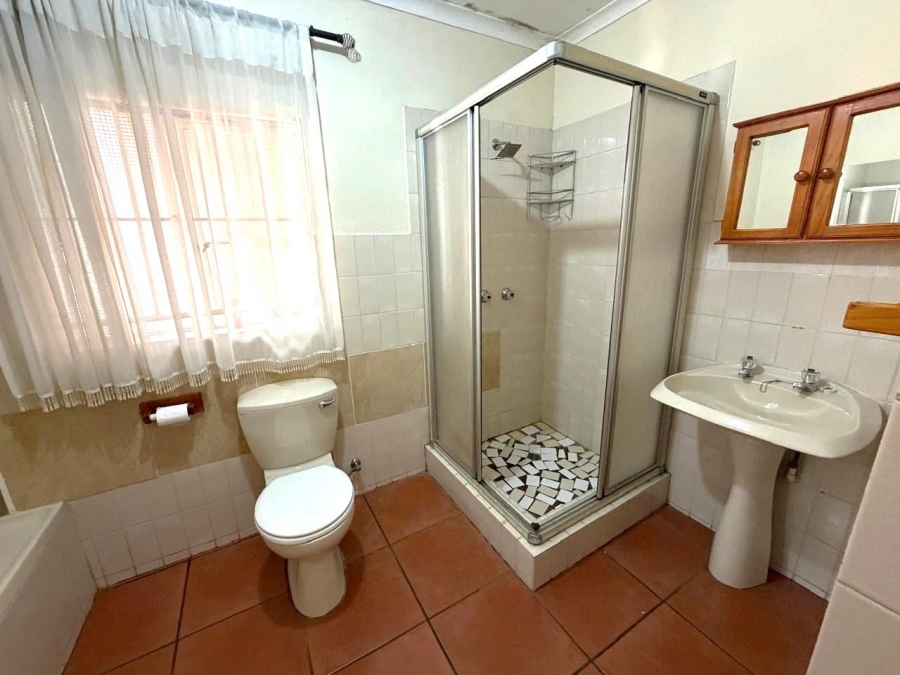 3 Bedroom Property for Sale in Faerie Glen Gauteng