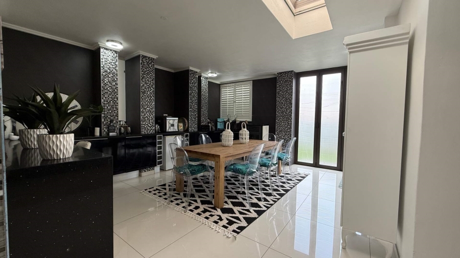 To Let 3 Bedroom Property for Rent in Faerie Glen Gauteng