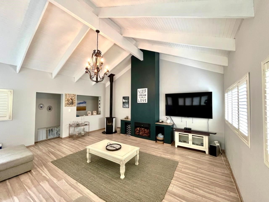 4 Bedroom Property for Sale in Olympus Gauteng