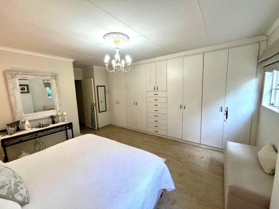 4 Bedroom Property for Sale in Olympus Gauteng