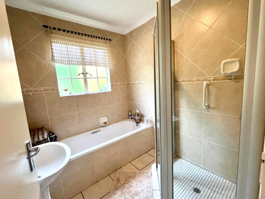 4 Bedroom Property for Sale in Olympus Gauteng