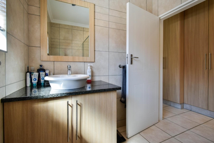 3 Bedroom Property for Sale in Equestria Gauteng