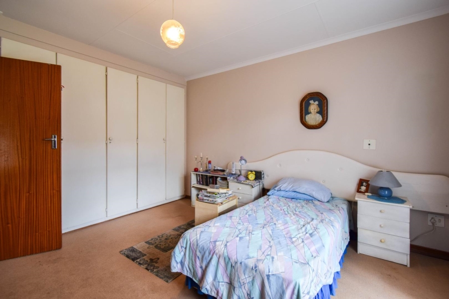 2 Bedroom Property for Sale in Die Wilgers Gauteng