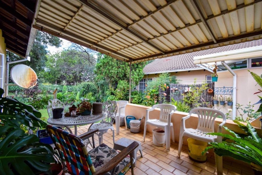 2 Bedroom Property for Sale in Die Wilgers Gauteng