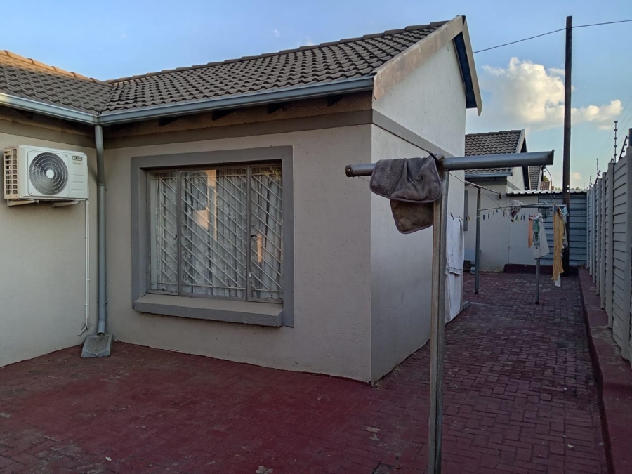 3 Bedroom Property for Sale in Winternest Gauteng