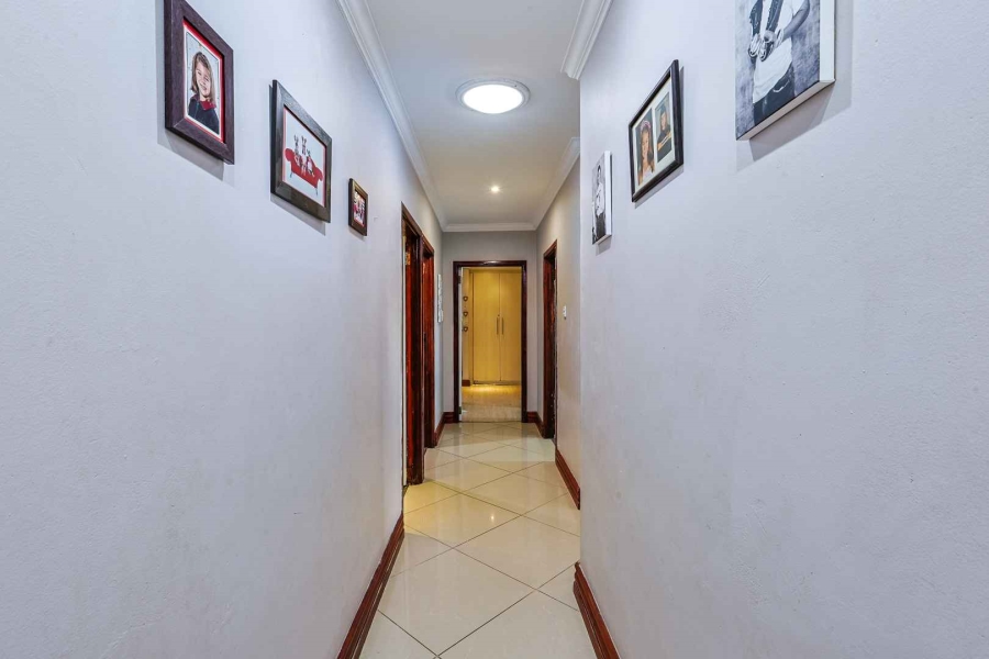 To Let 4 Bedroom Property for Rent in Silver Lakes Golf Estate Gauteng