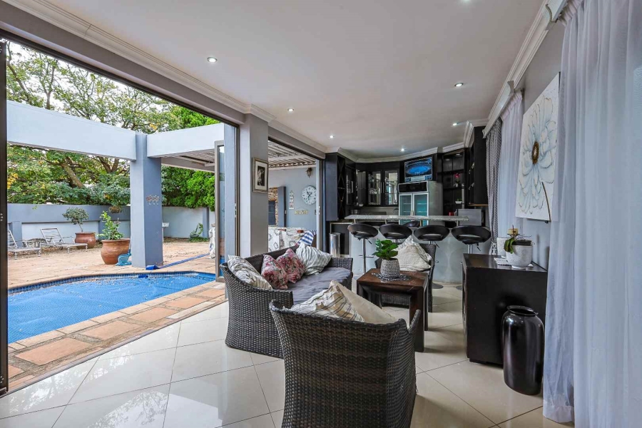 To Let 4 Bedroom Property for Rent in Silver Lakes Golf Estate Gauteng