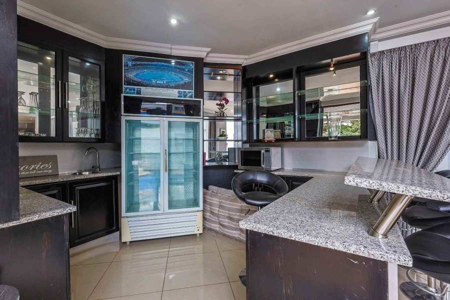 To Let 4 Bedroom Property for Rent in Silver Lakes Golf Estate Gauteng