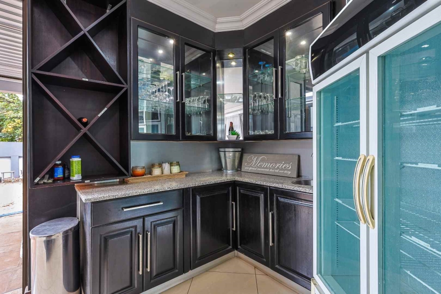 To Let 4 Bedroom Property for Rent in Silver Lakes Golf Estate Gauteng