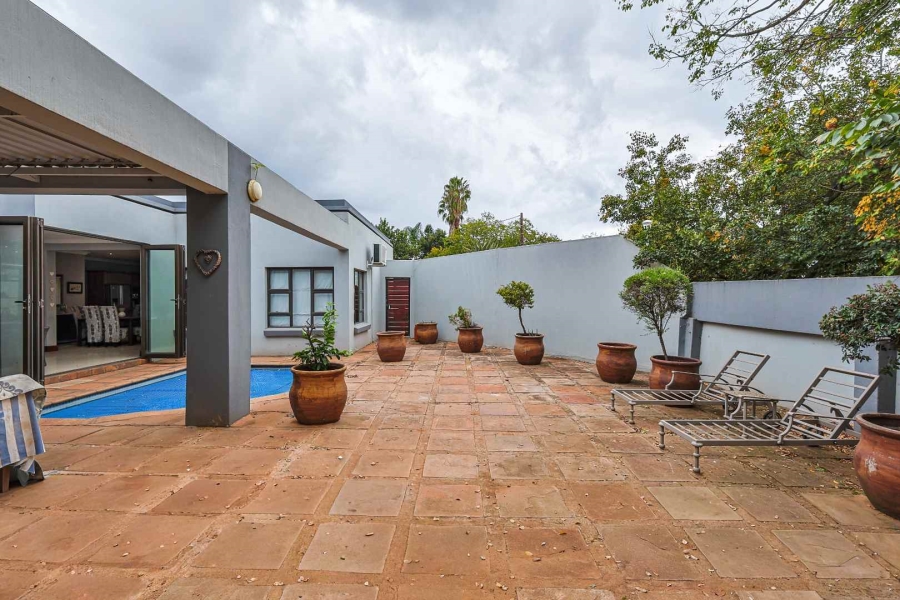 To Let 4 Bedroom Property for Rent in Silver Lakes Golf Estate Gauteng