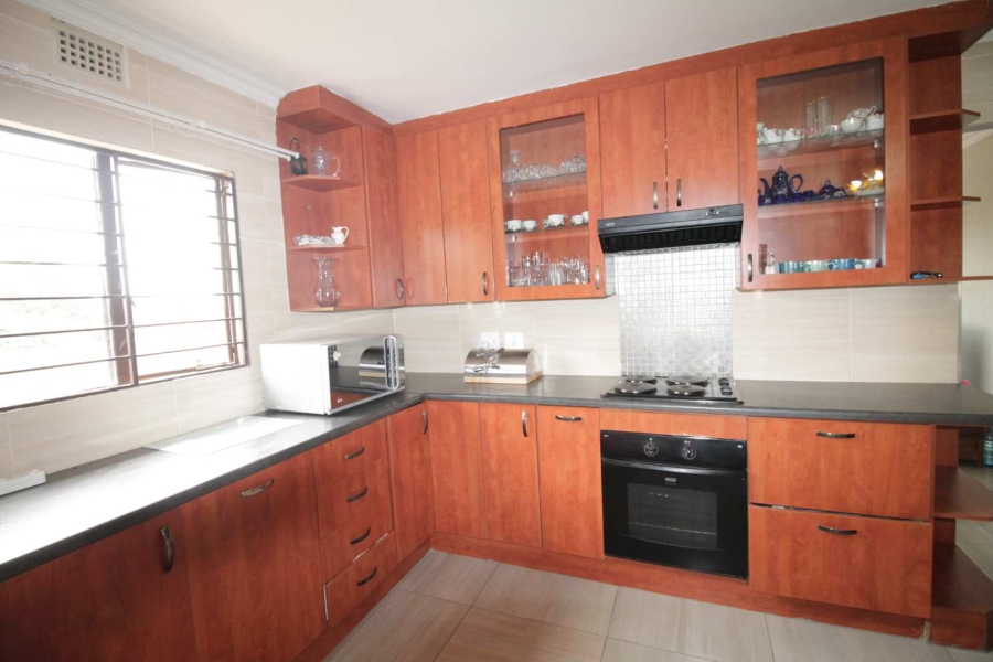 6 Bedroom Property for Sale in Cosmo City Gauteng