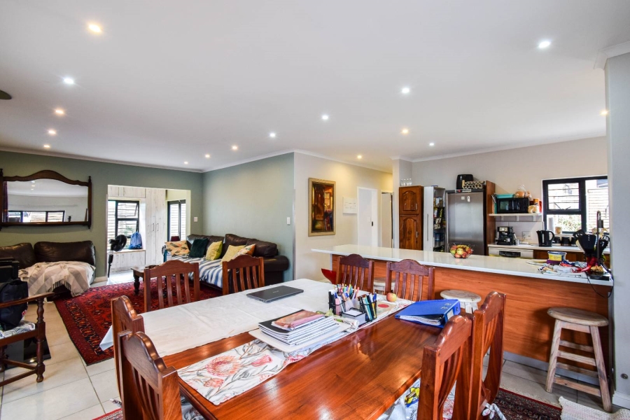 3 Bedroom Property for Sale in Garsfontein Gauteng