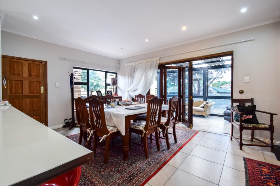 3 Bedroom Property for Sale in Garsfontein Gauteng