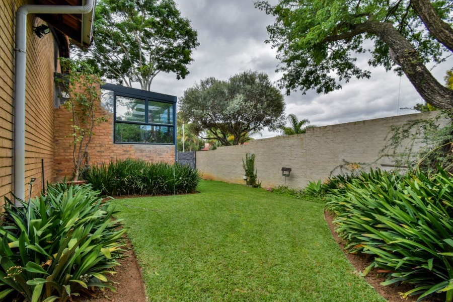 3 Bedroom Property for Sale in Garsfontein Gauteng