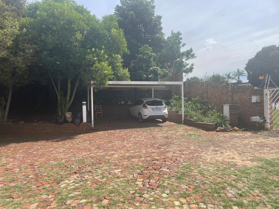 0 Bedroom Property for Sale in Glenvista Gauteng